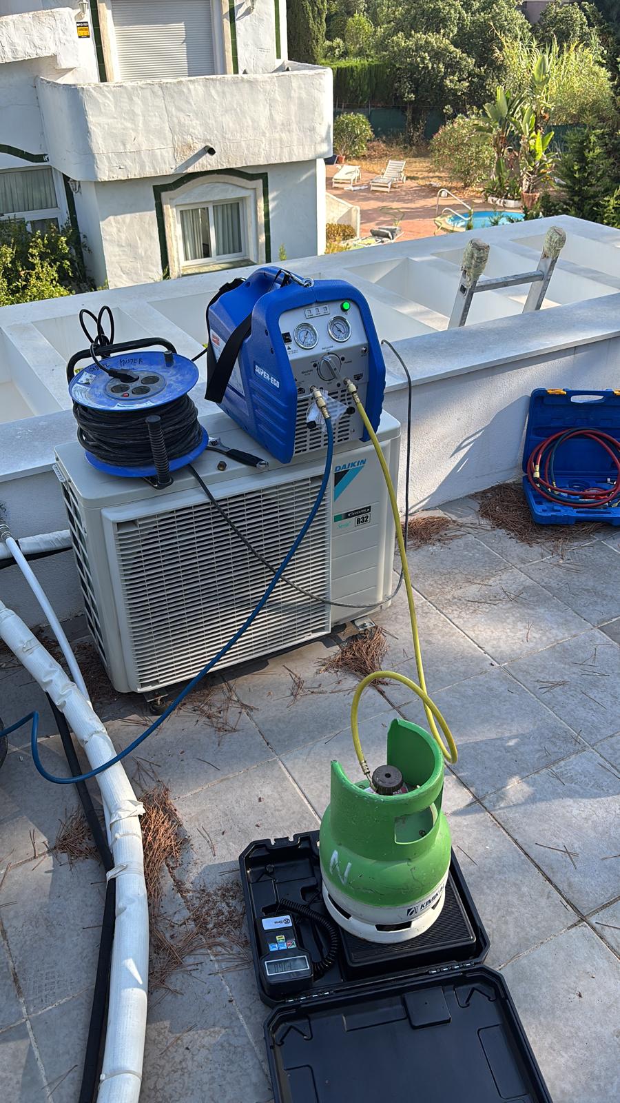 Bomba de calor aerotérmica instalada